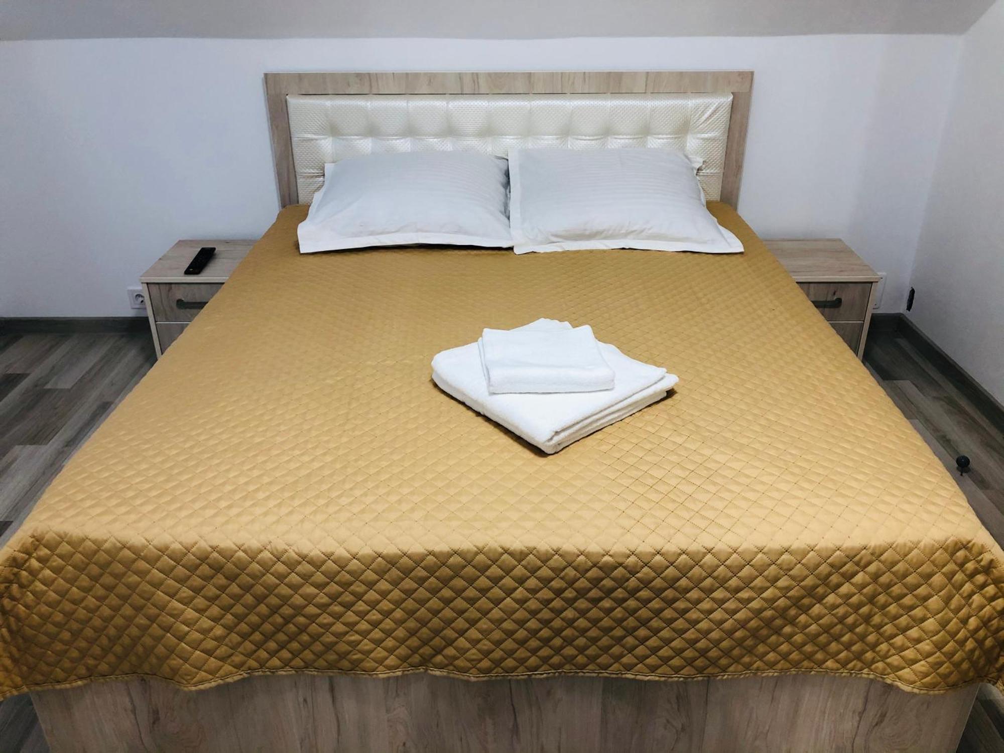 Casa Todea Hotel Cimpeni Luaran gambar